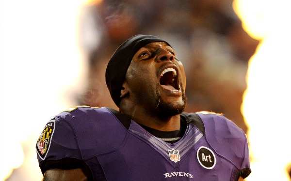 Ex-Ravens LB Ray Lewis' mountain climb was cancelled because of illness and a foot injury. ((Patrick Smith/Getty Images)